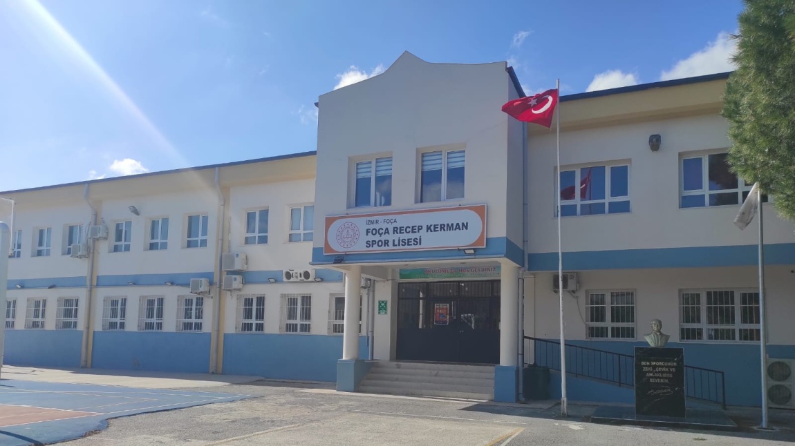 Foça Recep Kerman Spor Lisesi Fotoğrafı